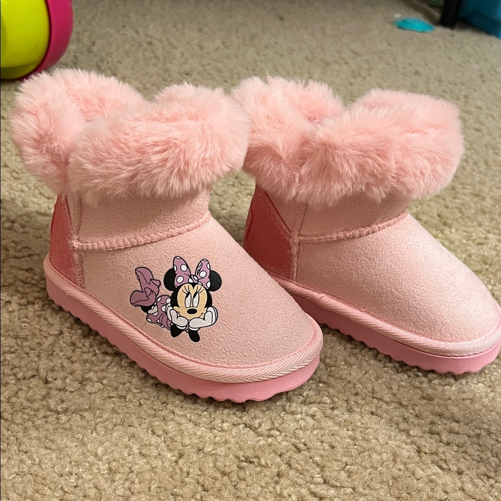 NEW! Pink Furry Toddler Boots with Cartoon Design